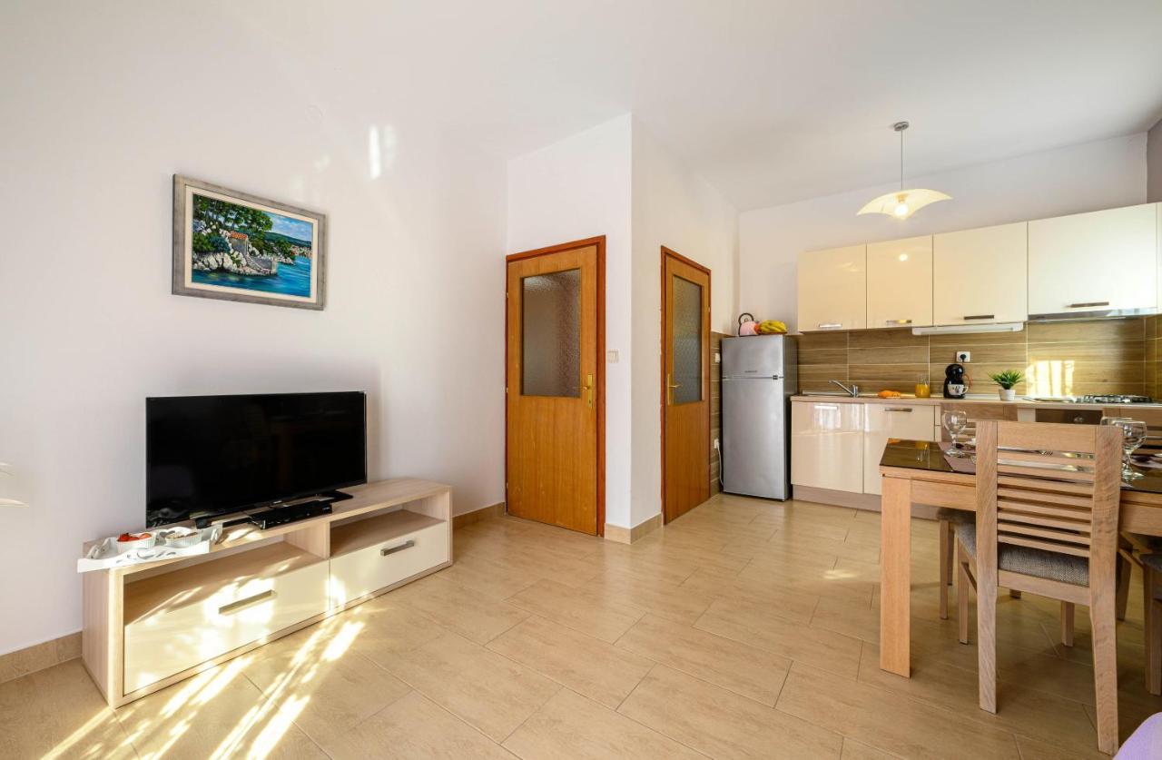 Apartments Vala Zaboric - With Boat Mooring מראה חיצוני תמונה