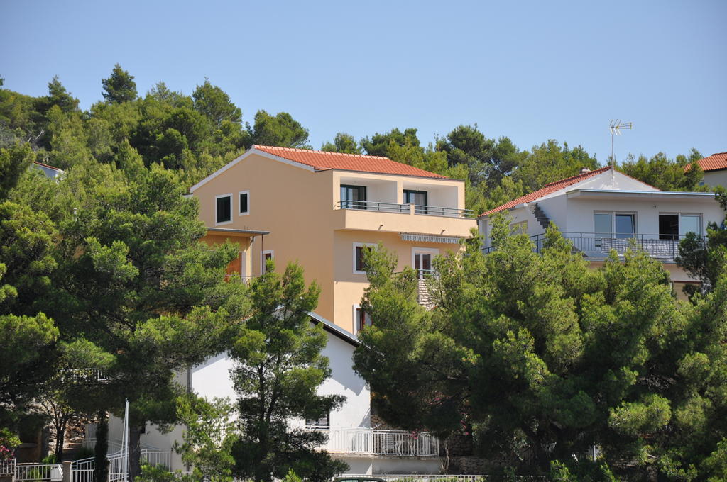 Apartments Vala Zaboric - With Boat Mooring מראה חיצוני תמונה